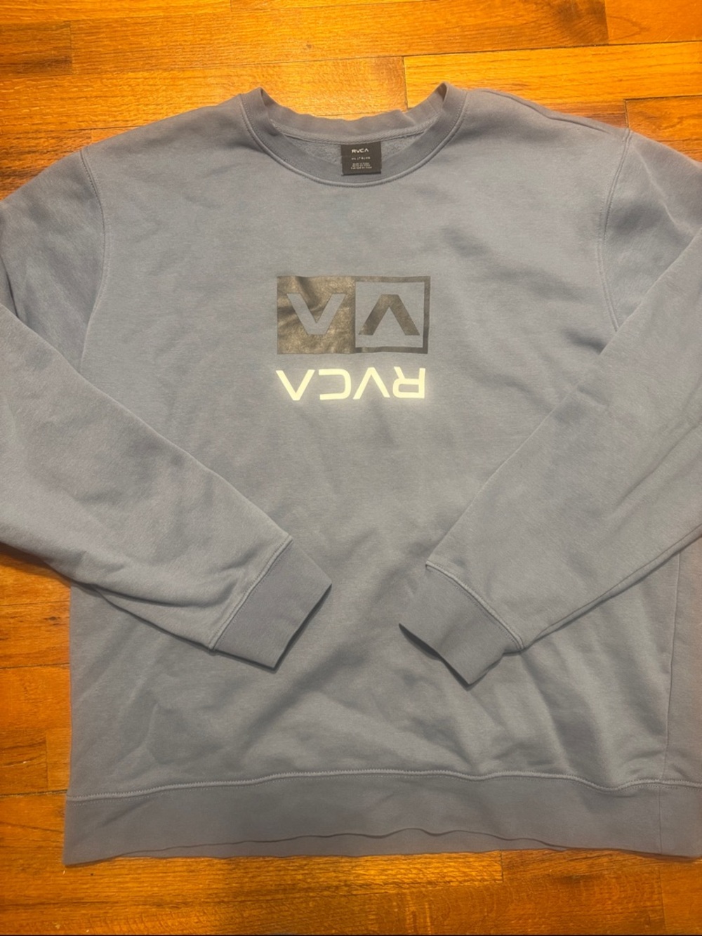 Rvca crew neck